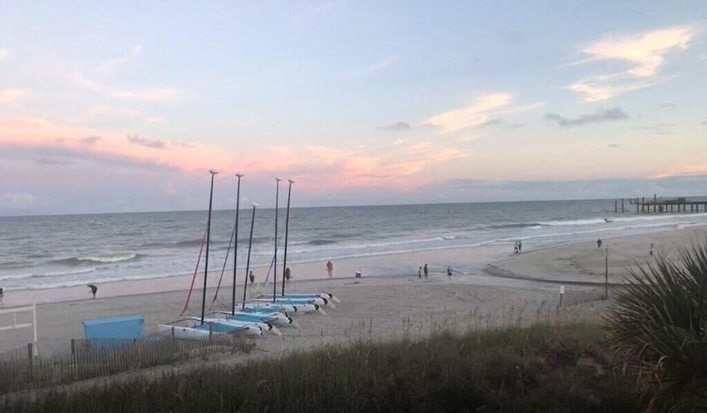 Villa 2501 S Ocean Blvd, 1031 - Ocean View Sleeps 8 à Myrtle Beach Extérieur photo